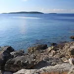 By The Sea Milna, - 3036 Apartment Vis