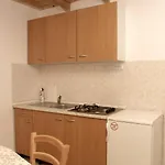 Apartment By The Sea Milna, - 3036