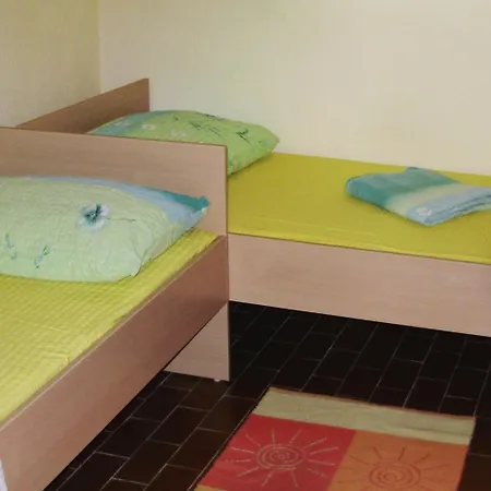 Appartamento By The Sea Milna, - 3036 *