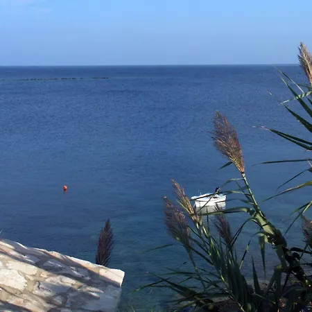 By The Sea Milna, - 3036 *