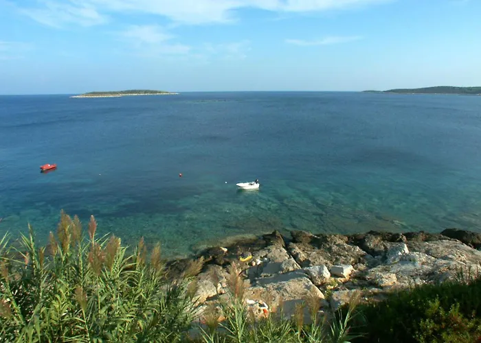 Appartement By The Sea Milna, - 3036 *